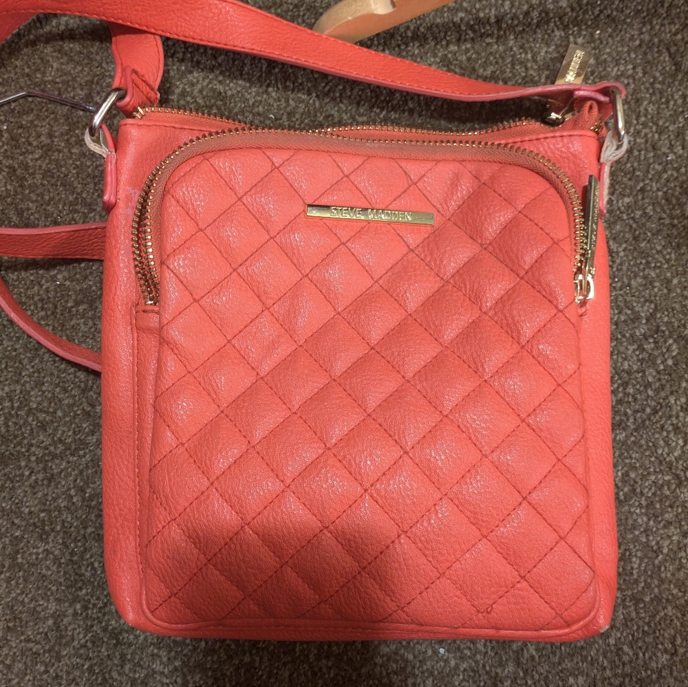Steve Madden Coral Quilted Crossbody Bag